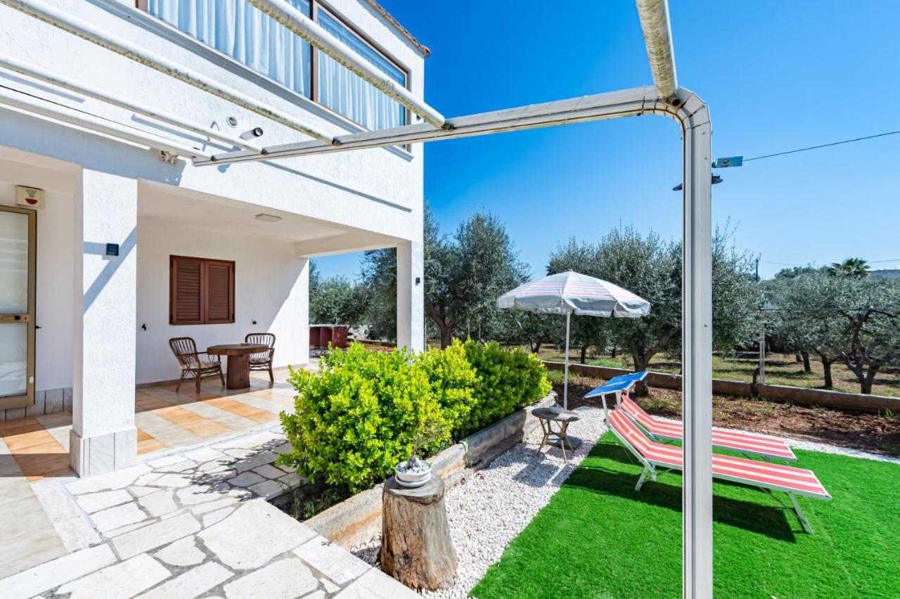 Villa Amorina ออสตูนี ภายนอก รูปภาพ